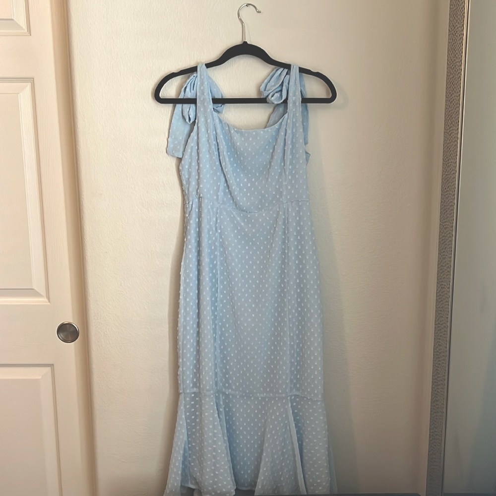 Lulus fit and flare polka dot midi dress size medium